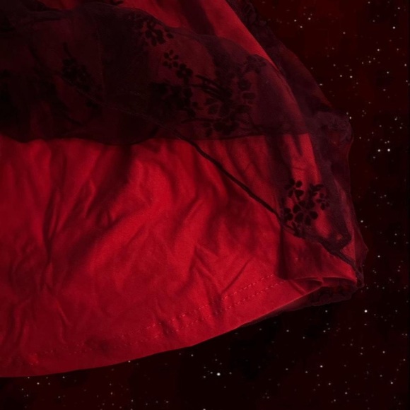 2 Red Floral Dresses Size M - Picture 6 of 6